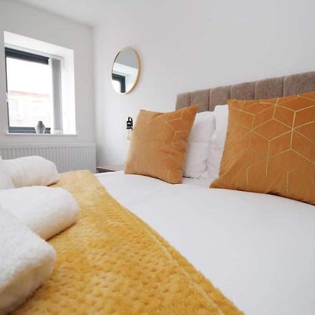 Flat In Cardiff City Centre ภายนอก รูปภาพ