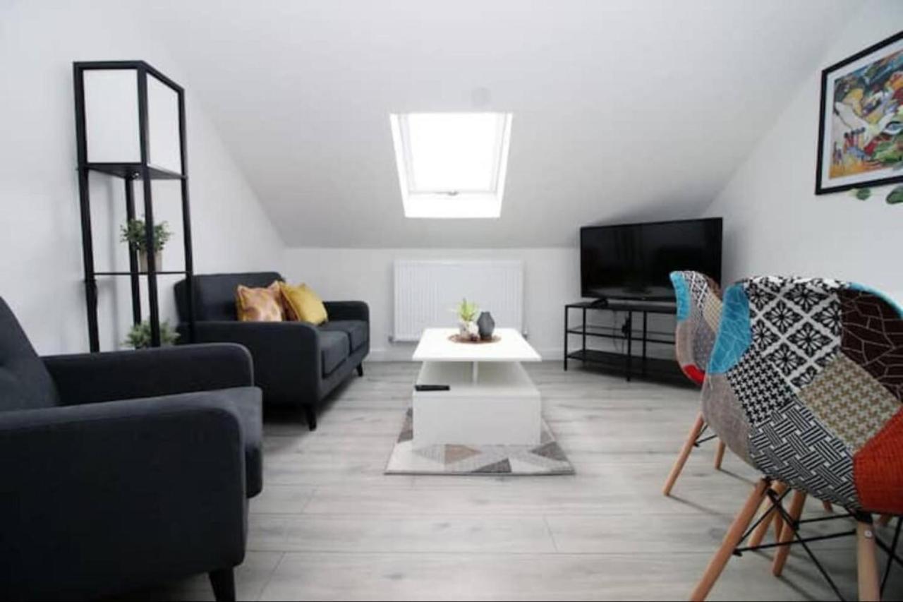 Flat In Cardiff City Centre ภายนอก รูปภาพ