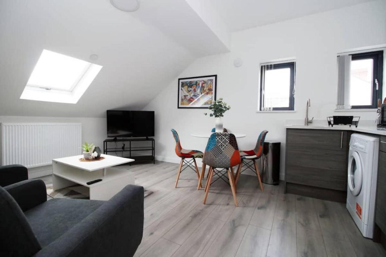 Flat In Cardiff City Centre ภายนอก รูปภาพ